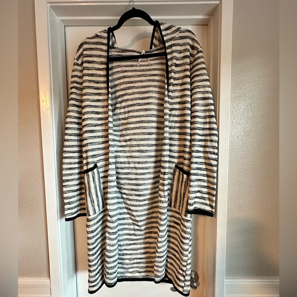 Striped Black and White Women's Cardigan